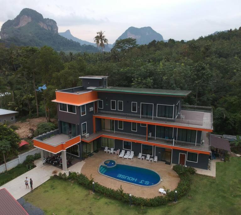 Sj House Hotel Aonang Ban Khlong Haeng Exteriör bild